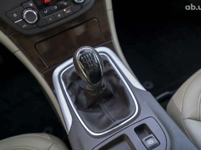 Опель Інсігнія, об'ємом двигуна 2 л та пробігом 239 тис. км за 10300 $, фото 18 на Automoto.ua