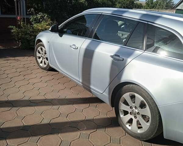 Опель Инсигния, объемом двигателя 2 л и пробегом 201 тыс. км за 10000 $, фото 1 на Automoto.ua