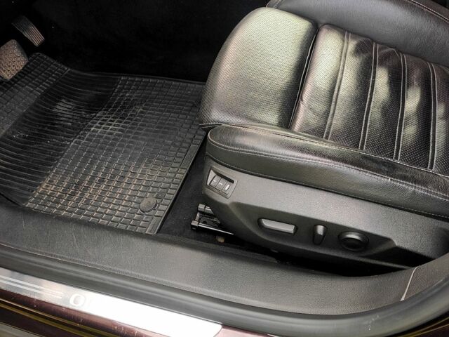 Опель Инсигния, объемом двигателя 2 л и пробегом 270 тыс. км за 9500 $, фото 4 на Automoto.ua