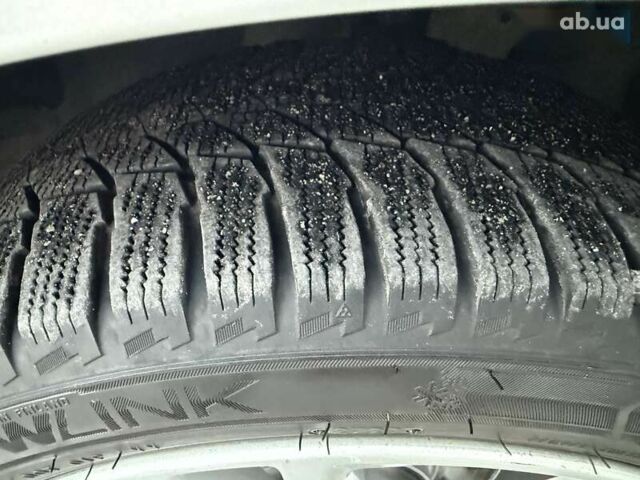 Опель Инсигния, объемом двигателя 2 л и пробегом 251 тыс. км за 7300 $, фото 4 на Automoto.ua