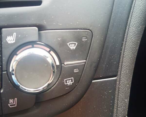 Опель Инсигния, объемом двигателя 1.96 л и пробегом 309 тыс. км за 10200 $, фото 5 на Automoto.ua