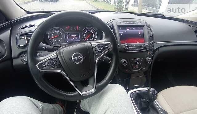 Опель Інсігнія, об'ємом двигуна 1.96 л та пробігом 177 тис. км за 10850 $, фото 1 на Automoto.ua