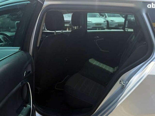 Опель Инсигния, объемом двигателя 2 л и пробегом 277 тыс. км за 9200 $, фото 13 на Automoto.ua