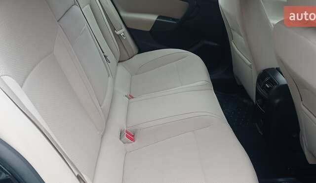 Опель Інсігнія, об'ємом двигуна 1.96 л та пробігом 177 тис. км за 10850 $, фото 6 на Automoto.ua