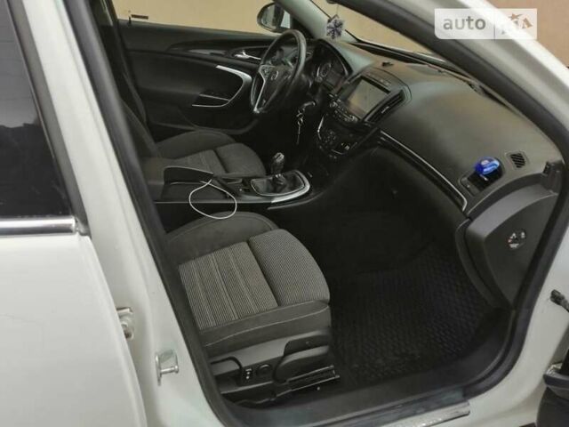 Опель Інсігнія, об'ємом двигуна 2 л та пробігом 250 тис. км за 11800 $, фото 12 на Automoto.ua