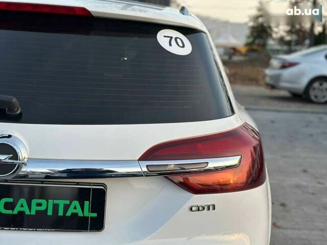 Опель Инсигния, объемом двигателя 2 л и пробегом 256 тыс. км за 12990 $, фото 4 на Automoto.ua