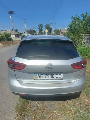 Опель Инсигния, объемом двигателя 1.96 л и пробегом 210 тыс. км за 16000 $, фото 14 на Automoto.ua