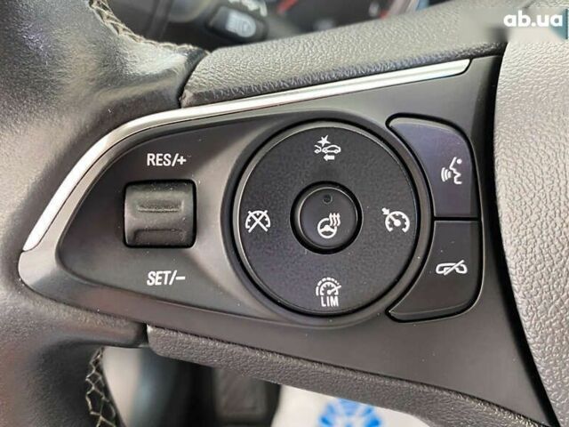 Опель Инсигния, объемом двигателя 0 л и пробегом 143 тыс. км за 17550 $, фото 13 на Automoto.ua