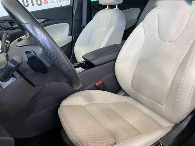 Опель Инсигния, объемом двигателя 2 л и пробегом 140 тыс. км за 19950 $, фото 7 на Automoto.ua