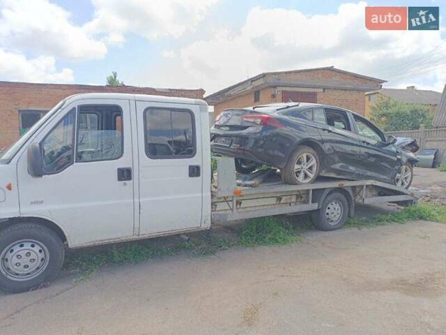 Опель Инсигния, объемом двигателя 2 л и пробегом 100 тыс. км за 3500 $, фото 3 на Automoto.ua