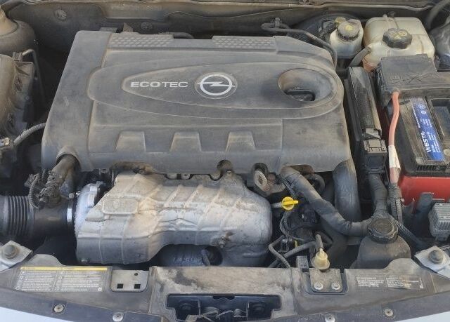 Сірий Опель Інсігнія, об'ємом двигуна 2 л та пробігом 293 тис. км за 6700 $, фото 14 на Automoto.ua