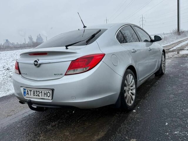 Серый Опель Инсигния, объемом двигателя 2 л и пробегом 278 тыс. км за 6500 $, фото 1 на Automoto.ua