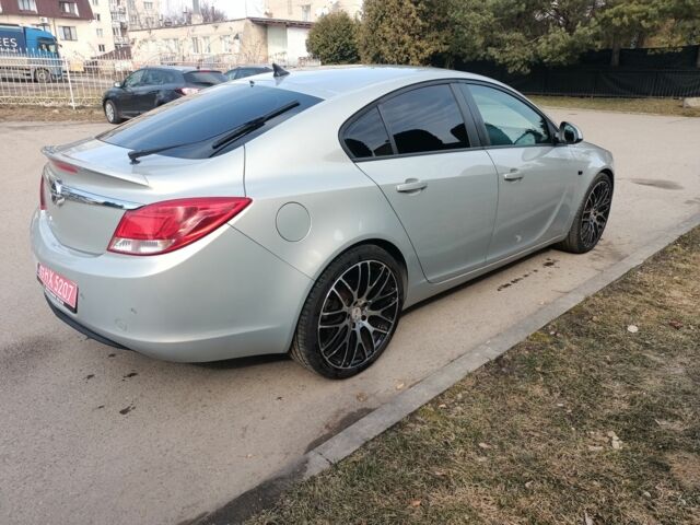 Серый Опель Инсигния, объемом двигателя 1.6 л и пробегом 191 тыс. км за 6800 $, фото 2 на Automoto.ua