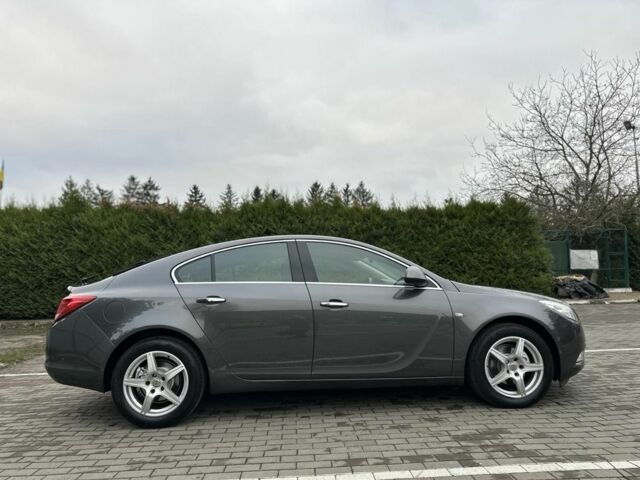 Сірий Опель Інсігнія, об'ємом двигуна 1.8 л та пробігом 234 тис. км за 7200 $, фото 23 на Automoto.ua