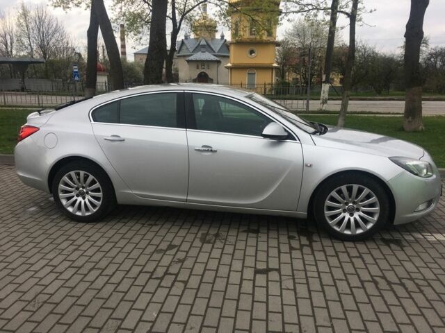 Серый Опель Инсигния, объемом двигателя 1.8 л и пробегом 100 тыс. км за 5700 $, фото 1 на Automoto.ua