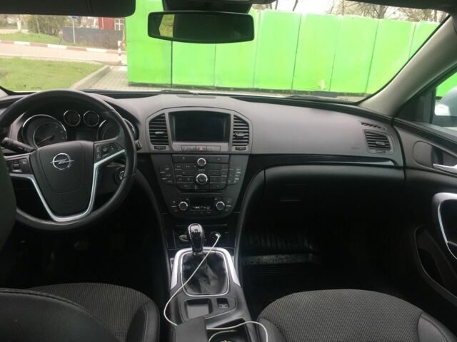 Серый Опель Инсигния, объемом двигателя 1.8 л и пробегом 100 тыс. км за 5700 $, фото 4 на Automoto.ua