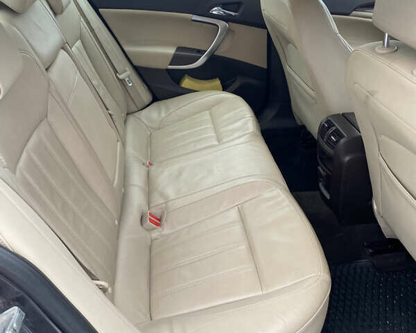 Сірий Опель Інсігнія, об'ємом двигуна 2 л та пробігом 196 тис. км за 7500 $, фото 13 на Automoto.ua