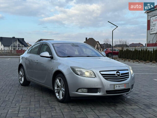 Сірий Опель Інсігнія, об'ємом двигуна 2 л та пробігом 219 тис. км за 7800 $, фото 3 на Automoto.ua