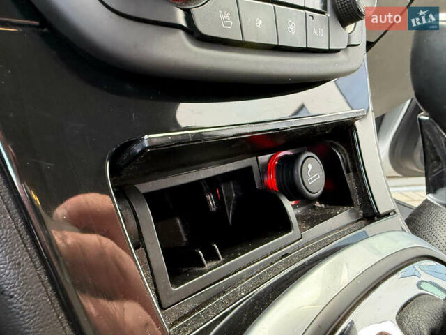 Сірий Опель Інсігнія, об'ємом двигуна 2 л та пробігом 219 тис. км за 7800 $, фото 45 на Automoto.ua