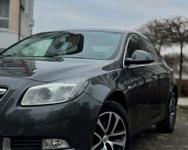 Сірий Опель Інсігнія, об'ємом двигуна 1.96 л та пробігом 265 тис. км за 7500 $, фото 5 на Automoto.ua