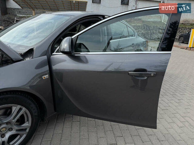 Сірий Опель Інсігнія, об'ємом двигуна 1.96 л та пробігом 250 тис. км за 7850 $, фото 4 на Automoto.ua