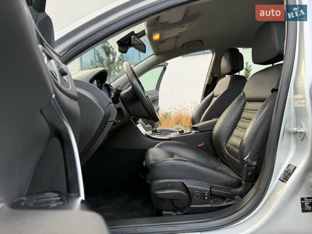 Сірий Опель Інсігнія, об'ємом двигуна 2 л та пробігом 219 тис. км за 7800 $, фото 38 на Automoto.ua