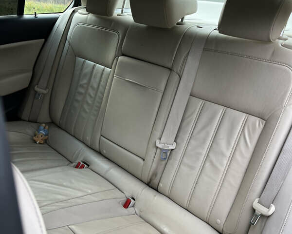 Сірий Опель Інсігнія, об'ємом двигуна 2.8 л та пробігом 180 тис. км за 6500 $, фото 16 на Automoto.ua