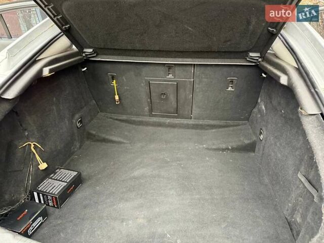 Серый Опель Инсигния, объемом двигателя 1.96 л и пробегом 277 тыс. км за 6500 $, фото 29 на Automoto.ua