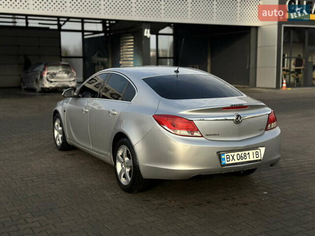 Серый Опель Инсигния, объемом двигателя 1.96 л и пробегом 296 тыс. км за 4750 $, фото 3 на Automoto.ua