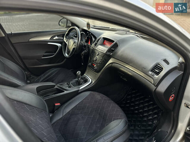 Серый Опель Инсигния, объемом двигателя 1.96 л и пробегом 296 тыс. км за 4750 $, фото 11 на Automoto.ua