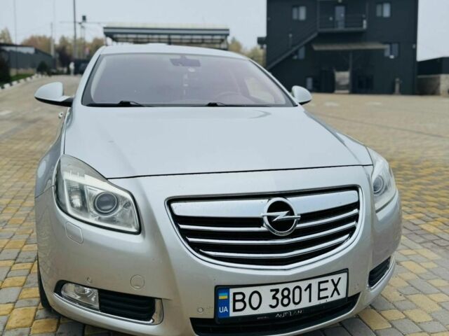 Опель Інсігнія 2009 у Чорткові на Automoto.ua Сірий Опель Інсігнія, об'ємом двигуна 2 л та пробігом 200 тис. км за 8800 $, фото 2 на Automoto.ua