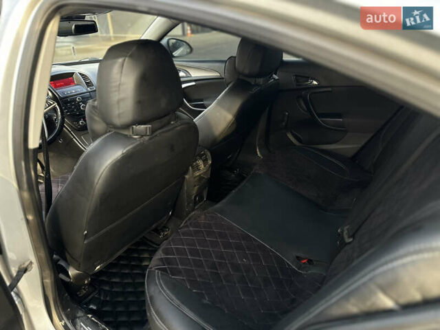 Серый Опель Инсигния, объемом двигателя 1.96 л и пробегом 296 тыс. км за 4750 $, фото 12 на Automoto.ua