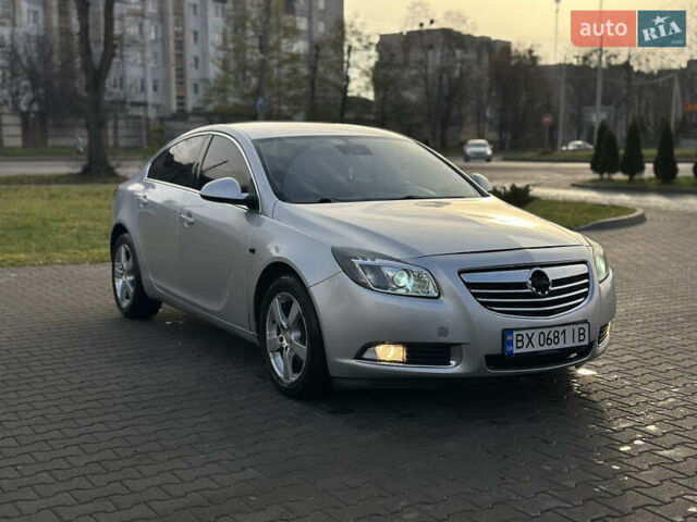 Серый Опель Инсигния, объемом двигателя 1.96 л и пробегом 296 тыс. км за 4750 $, фото 7 на Automoto.ua