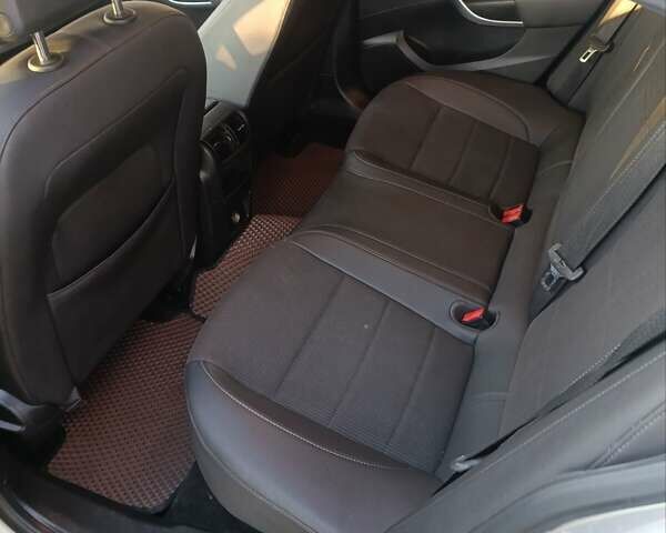 Серый Опель Инсигния, объемом двигателя 2 л и пробегом 234 тыс. км за 6800 $, фото 8 на Automoto.ua