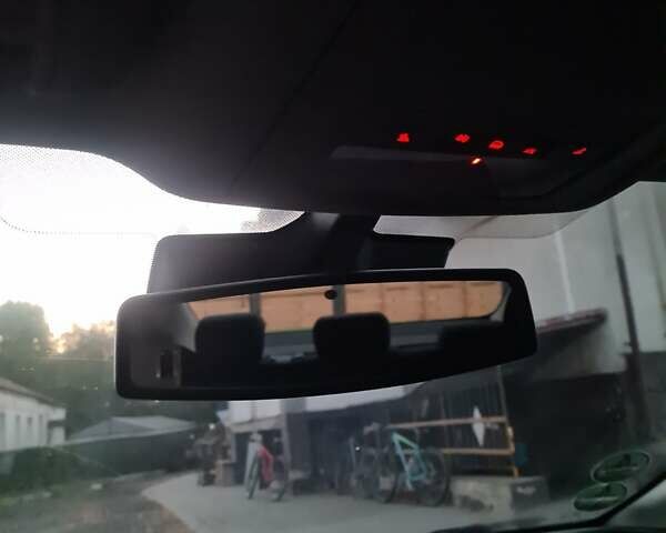 Сірий Опель Інсігнія, об'ємом двигуна 1.8 л та пробігом 245 тис. км за 5999 $, фото 15 на Automoto.ua