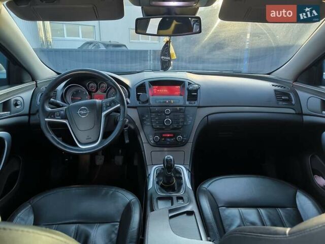 Серый Опель Инсигния, объемом двигателя 1.96 л и пробегом 350 тыс. км за 6300 $, фото 7 на Automoto.ua
