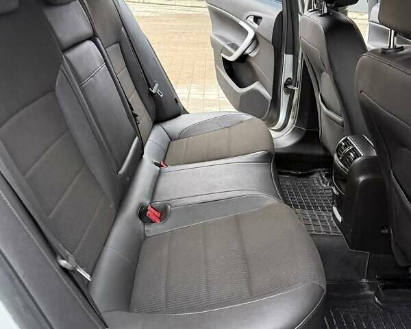 Серый Опель Инсигния, объемом двигателя 1.96 л и пробегом 277 тыс. км за 6500 $, фото 17 на Automoto.ua