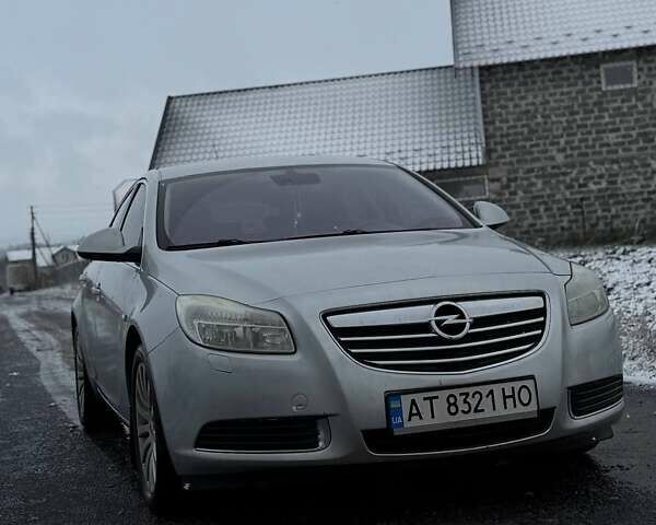 Серый Опель Инсигния, объемом двигателя 1.96 л и пробегом 277 тыс. км за 6500 $, фото 2 на Automoto.ua