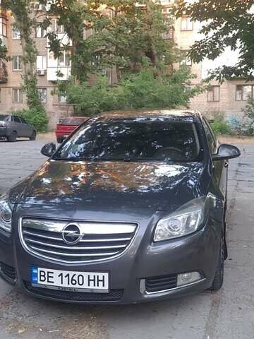 Серый Опель Инсигния, объемом двигателя 2 л и пробегом 221 тыс. км за 7700 $, фото 9 на Automoto.ua