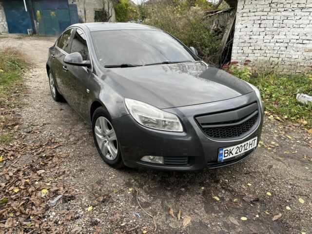 Серый Опель Инсигния, объемом двигателя 1.8 л и пробегом 174 тыс. км за 6499 $, фото 1 на Automoto.ua