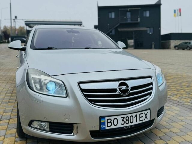 Опель Інсігнія 2009 у Чорткові на Automoto.ua Сірий Опель Інсігнія, об'ємом двигуна 2 л та пробігом 200 тис. км за 8800 $, фото 3 на Automoto.ua