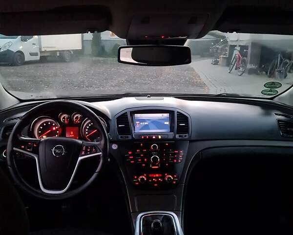 Сірий Опель Інсігнія, об'ємом двигуна 1.8 л та пробігом 245 тис. км за 5999 $, фото 12 на Automoto.ua