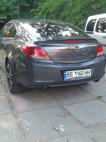 Серый Опель Инсигния, объемом двигателя 2 л и пробегом 221 тыс. км за 7700 $, фото 11 на Automoto.ua