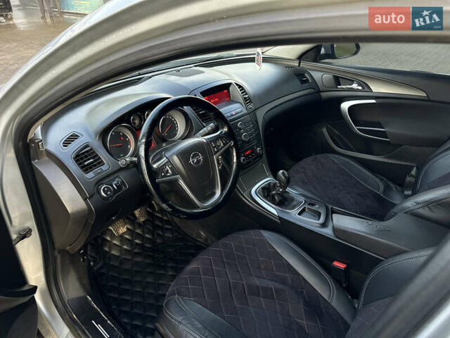 Серый Опель Инсигния, объемом двигателя 1.96 л и пробегом 296 тыс. км за 4750 $, фото 14 на Automoto.ua