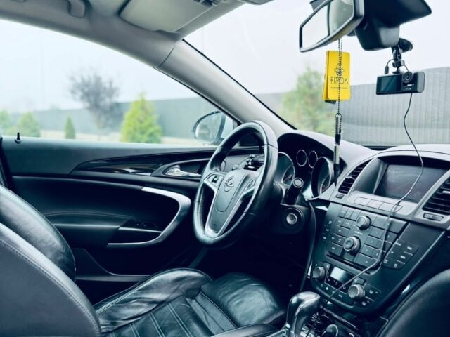 Опель Інсігнія 2009 у Чорткові на Automoto.ua Сірий Опель Інсігнія, об'ємом двигуна 2 л та пробігом 200 тис. км за 8800 $, фото 12 на Automoto.ua