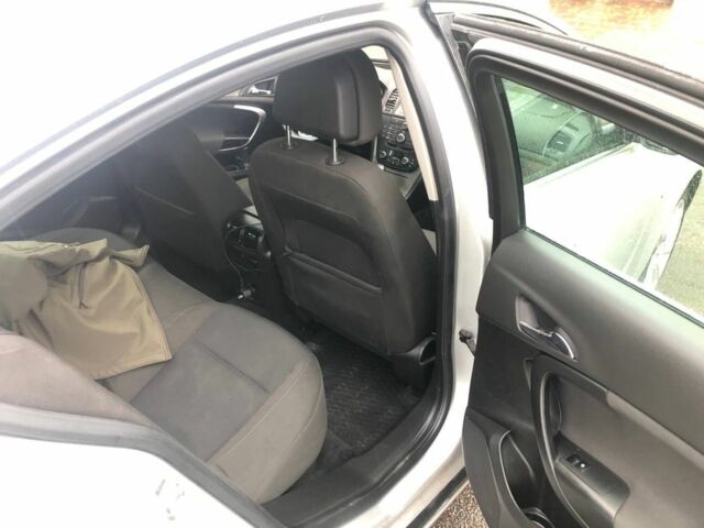 Серый Опель Инсигния, объемом двигателя 1.8 л и пробегом 317 тыс. км за 3600 $, фото 6 на Automoto.ua