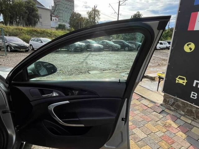 Серый Опель Инсигния, объемом двигателя 2 л и пробегом 217 тыс. км за 7900 $, фото 17 на Automoto.ua