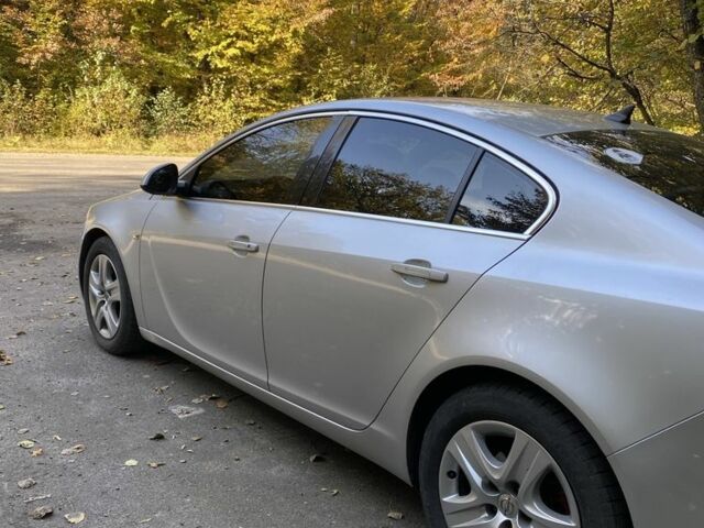 Серый Опель Инсигния, объемом двигателя 2 л и пробегом 280 тыс. км за 6500 $, фото 7 на Automoto.ua