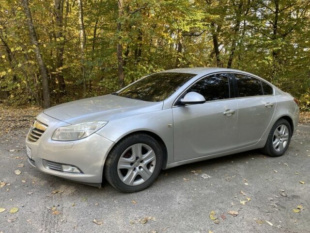 Серый Опель Инсигния, объемом двигателя 2 л и пробегом 280 тыс. км за 6500 $, фото 8 на Automoto.ua