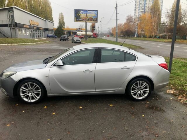 Серый Опель Инсигния, объемом двигателя 1.8 л и пробегом 317 тыс. км за 3600 $, фото 4 на Automoto.ua